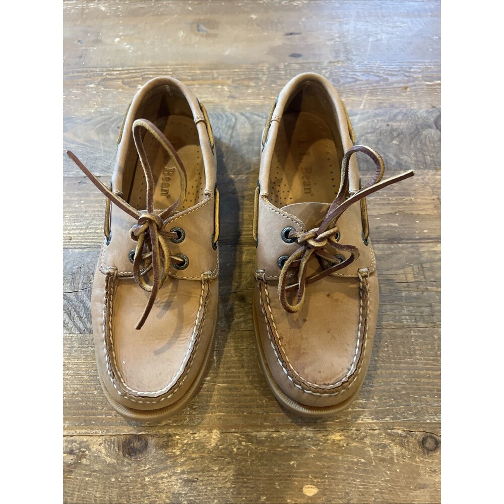 L.L. Bean Women's Size 6 M Two Eye Leather Boat Shoes EUC Tan Brown